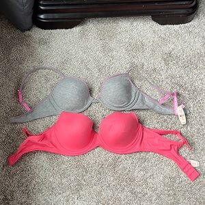 Victoria secret bras size 34C - NEW